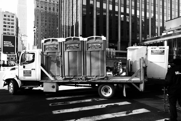 Best Portable toilet rental cost  in East Pasadena, CA